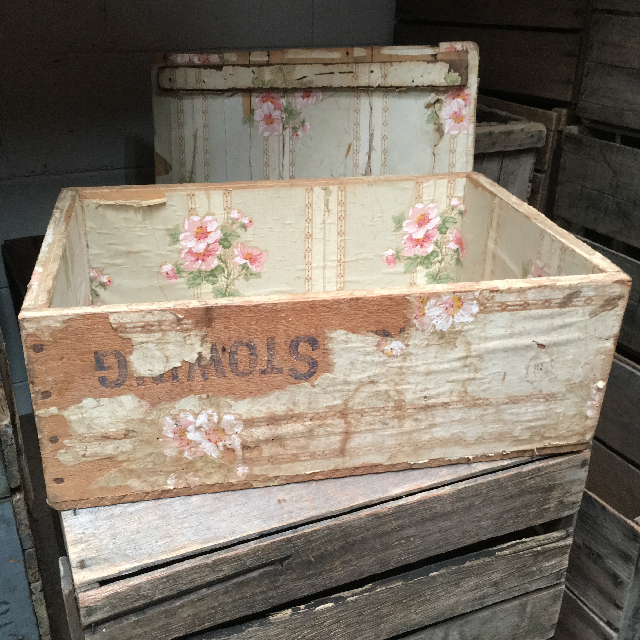 CRATE, Vintage - 1940s Wallpaper with Lid